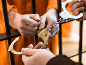 Mann-står-overfor-5-års-fengsel-for-å-stjele-for-å-kunne-spille-online